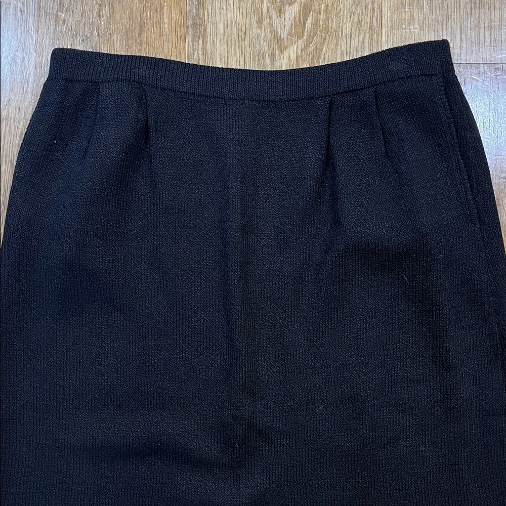 VTG Marie St. John Black Skirt Size 8 Santana Knit Pockets Straight Pencil EUC